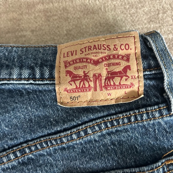 Levi's 501 Blue Distressed Jean Shorts Waist Size 25 - Picture 9 of 10